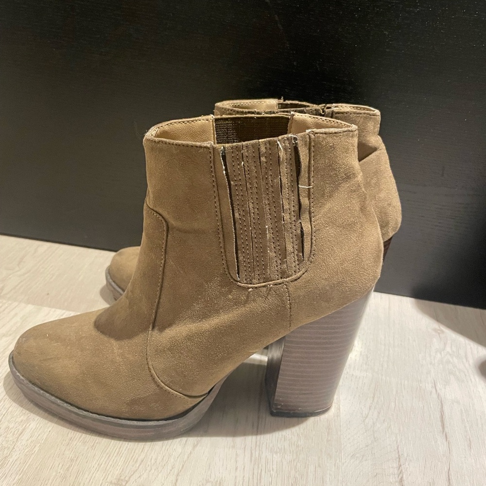 Zara taupe Heeled Ankle Boots